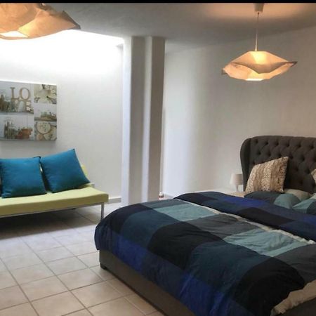 34 Beach Villa Paphos Eksteriør bilde