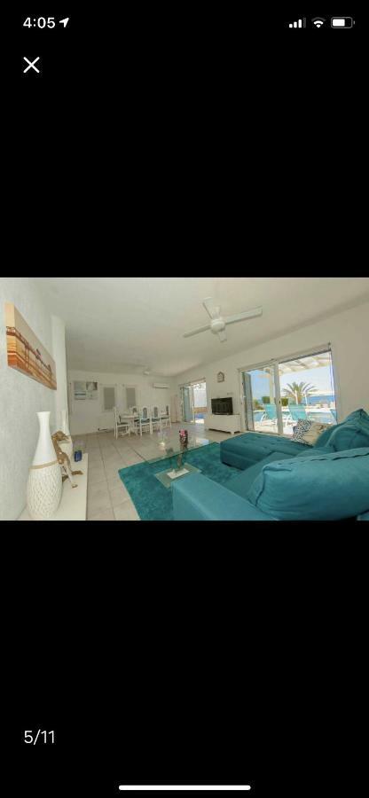 34 Beach Villa Paphos Eksteriør bilde